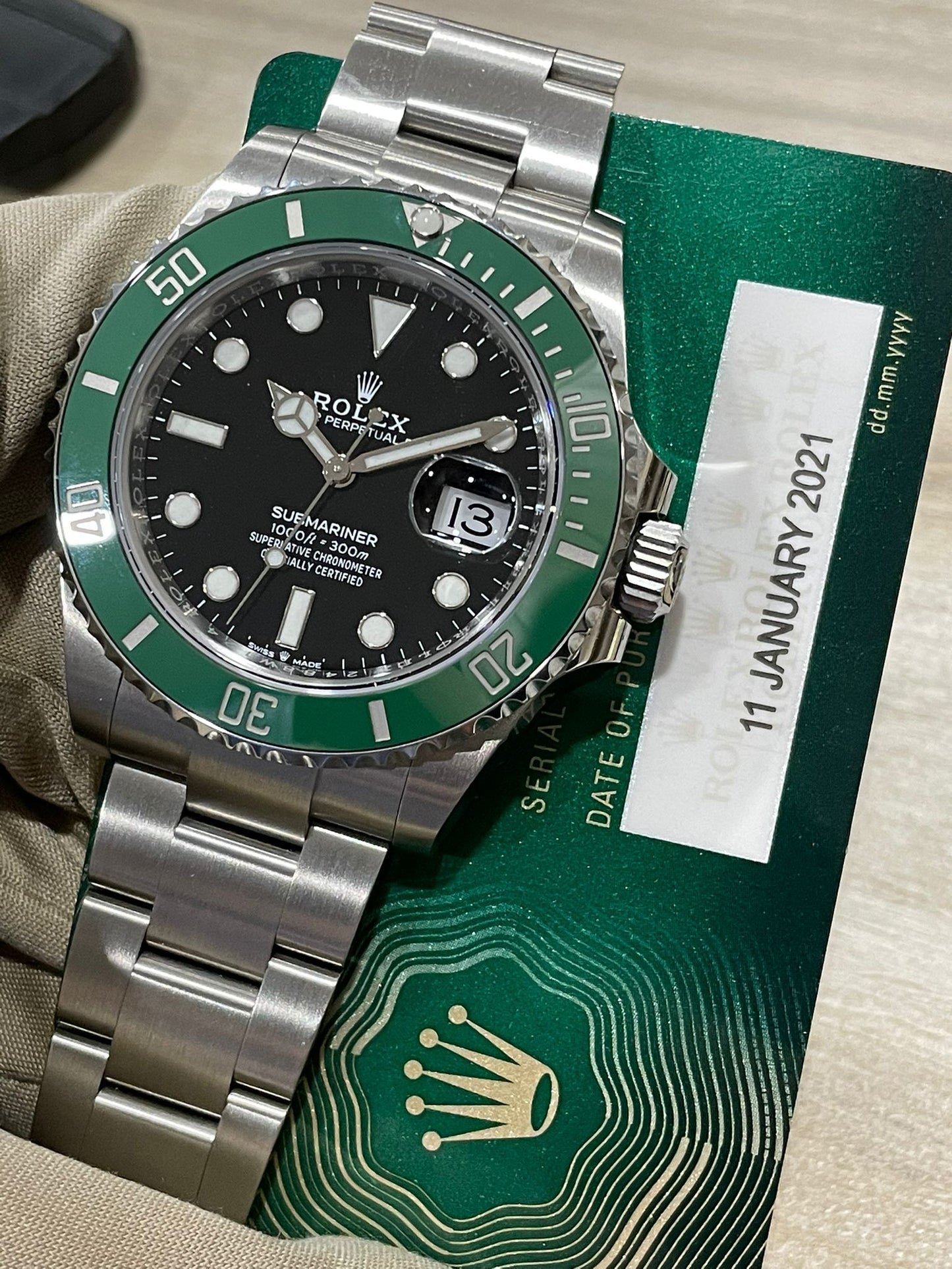 Rolex Submariner Date Oyster 126610LV