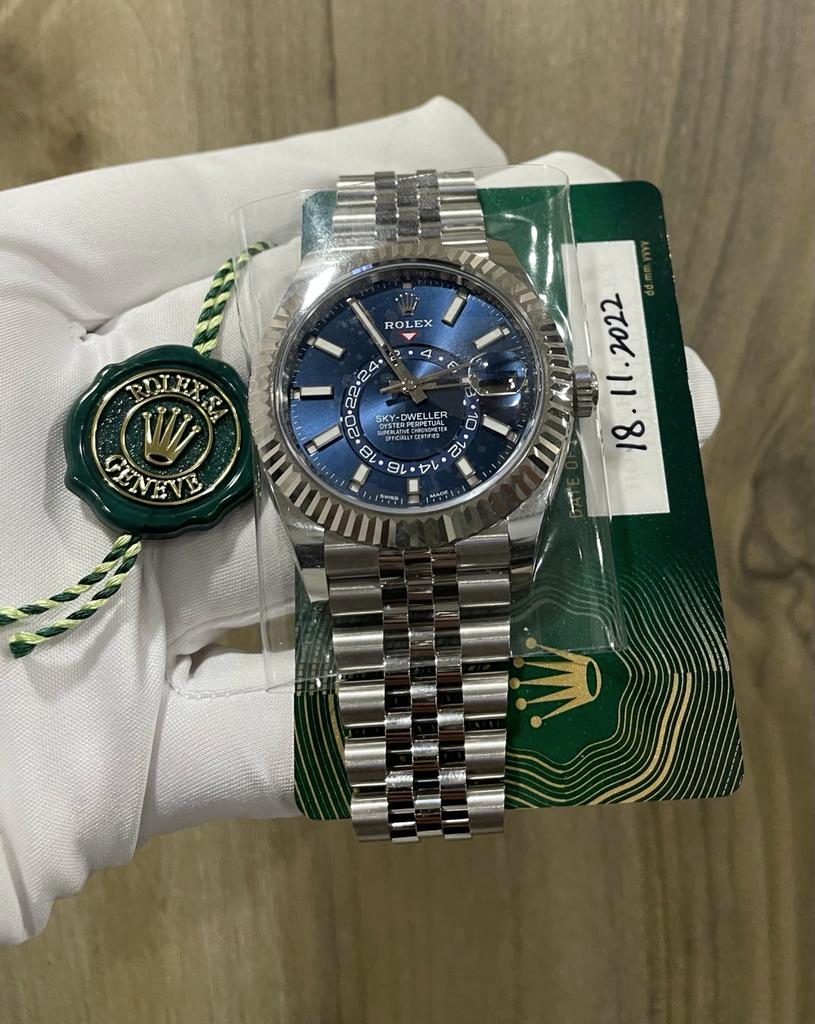 Rolex Sky Dweller Jubilee 326934