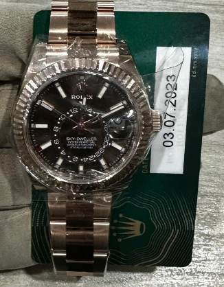 Rolex Sky Dweller Oyster 326935