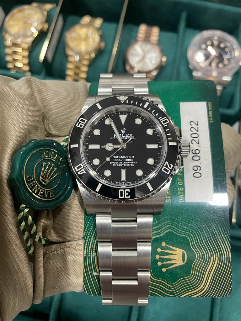 Rolex Submariner No Date Oyster 124060