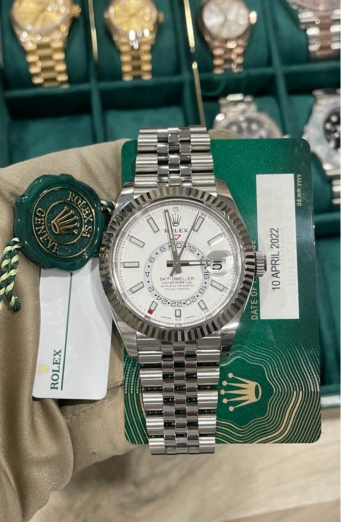 Rolex Sky Dweller Jubilee 326934