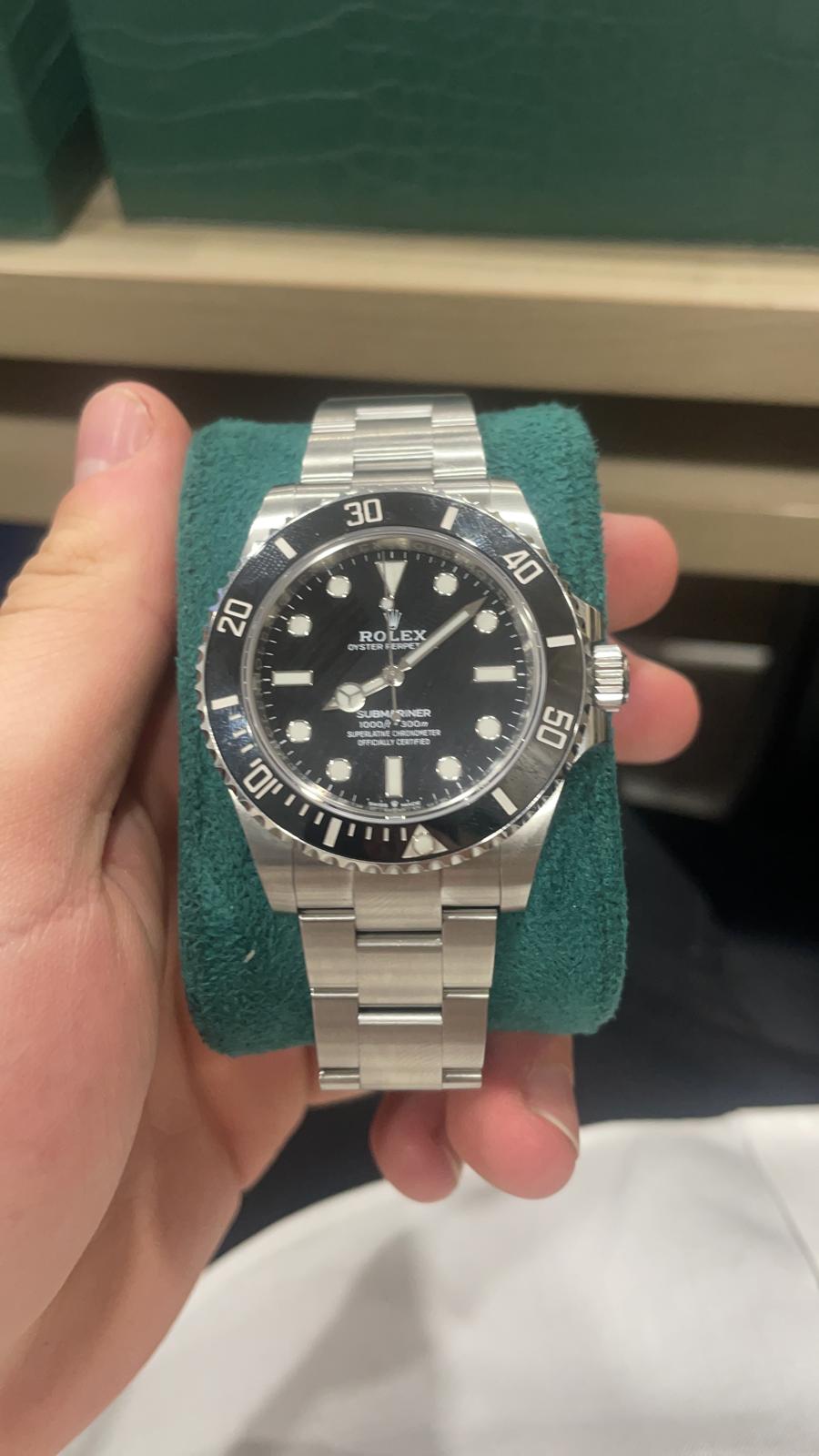 Rolex Submariner No Date Oyster 124060